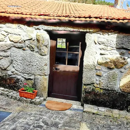 Casa de Férias Cozy House In águeda 45 M² With Shared Pool Urgueira (Aveiro)