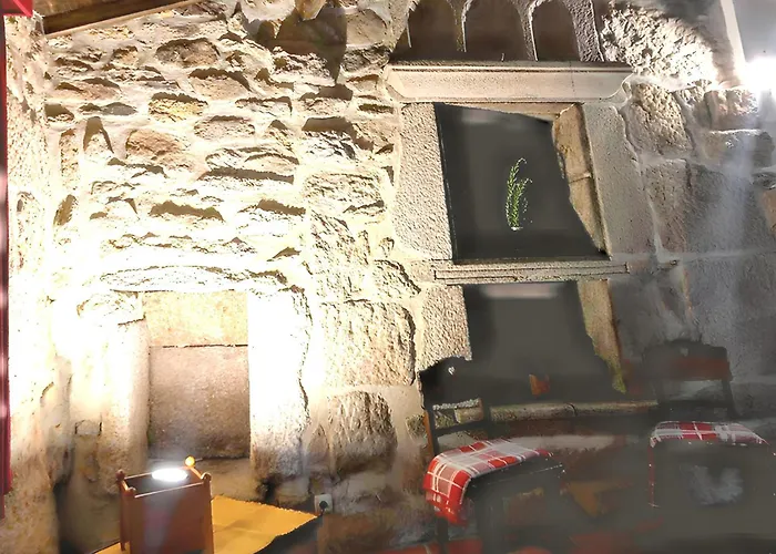 Дом отдыха Cozy House In Agueda 45 M² With Shared Pool Urgueira (Aveiro)