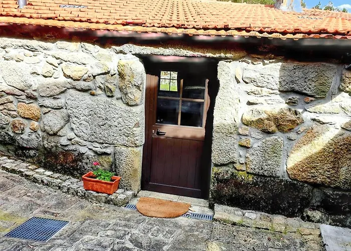 Cozy House In Agueda 45 M² With Shared Pool * Urgueira (Aveiro)