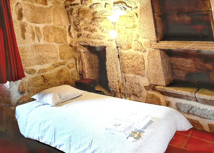 Дом отдыха Cozy House In Agueda 45 M² With Shared Pool Urgueira (Aveiro)